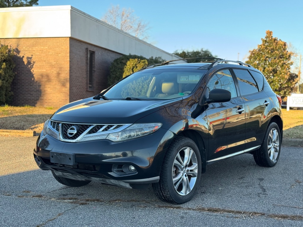 2011 Nissan Murano LE's photo