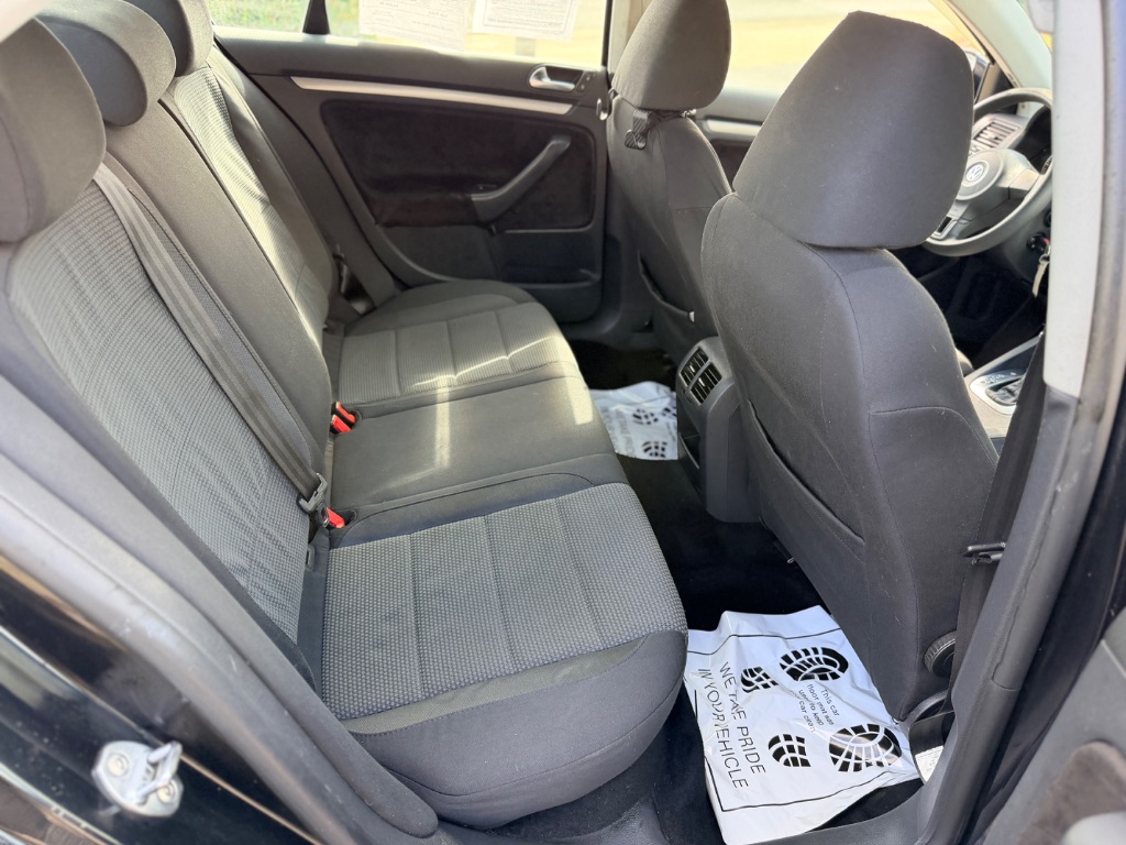 2010 Volkswagen Jetta S - Photo 15