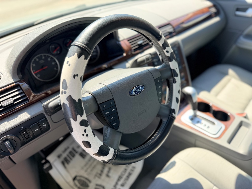 2007 Ford Five Hundred SEL - Photo 13