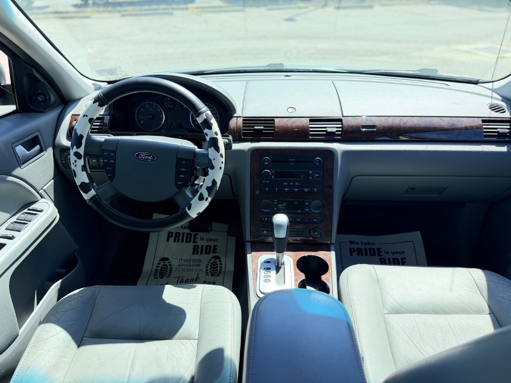 2007 Ford Five Hundred SEL - Photo 14
