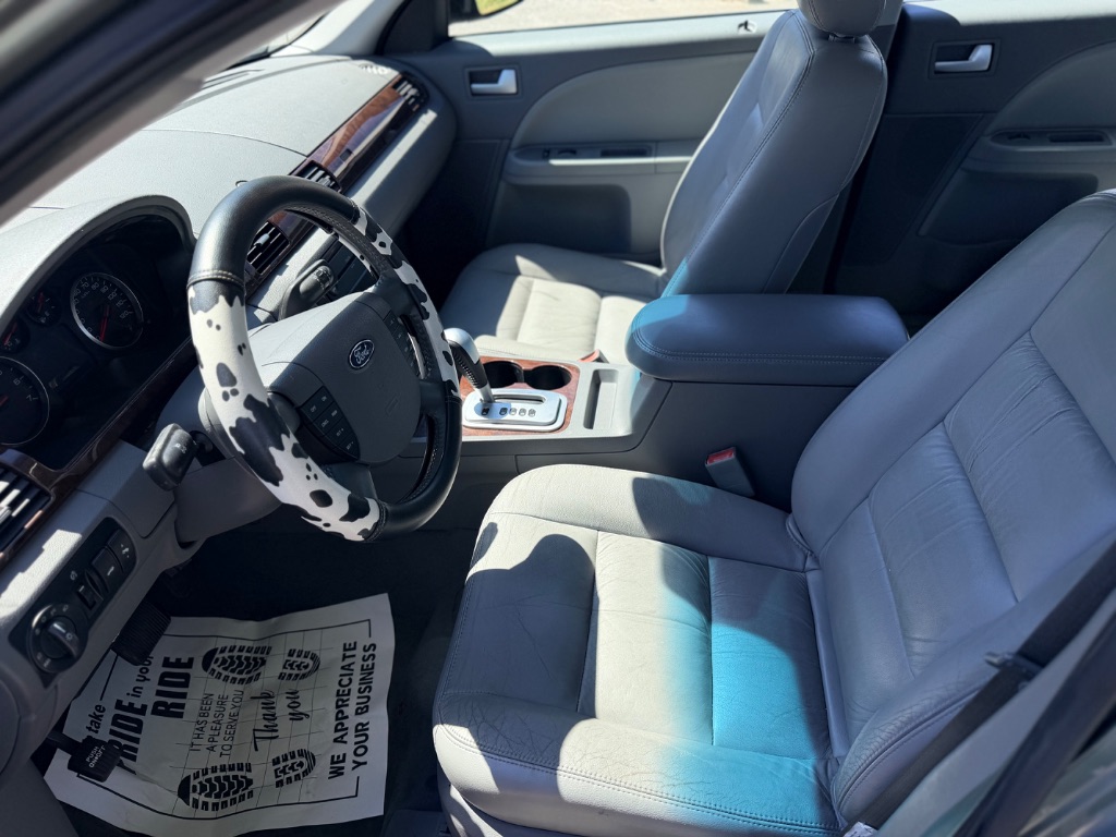 2007 Ford Five Hundred SEL - Photo 12